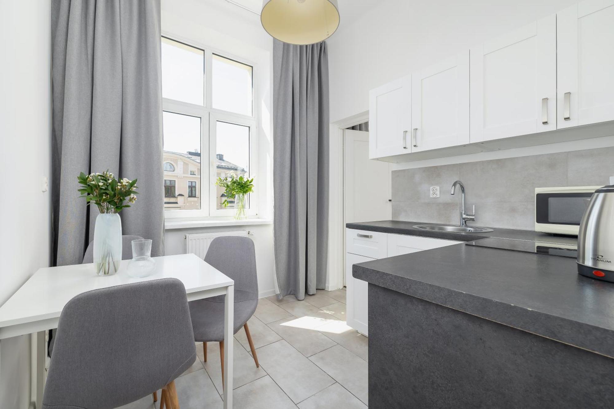 2-Bedroom Apartment - Dluga 65 Cracovia Esterno foto