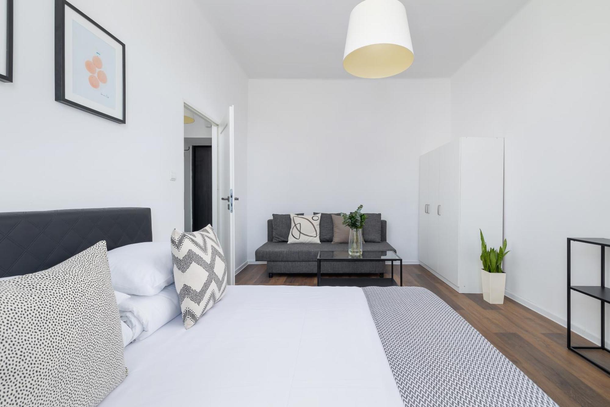 2-Bedroom Apartment - Dluga 65 Cracovia Esterno foto