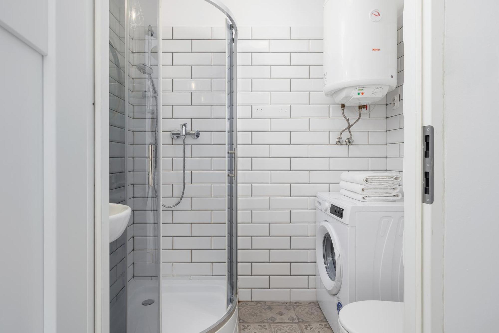 2-Bedroom Apartment - Dluga 65 Cracovia Esterno foto
