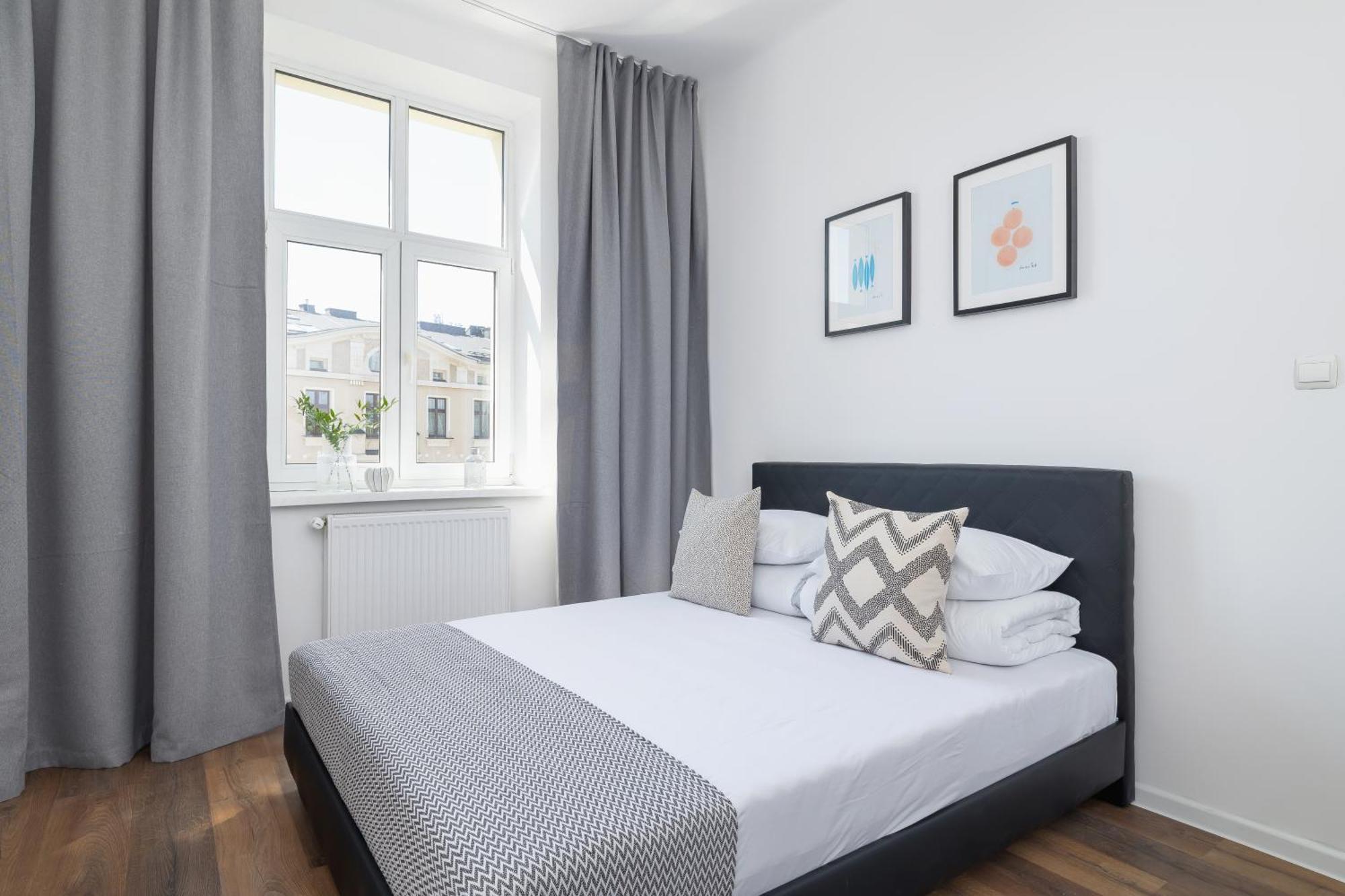 2-Bedroom Apartment - Dluga 65 Cracovia Esterno foto
